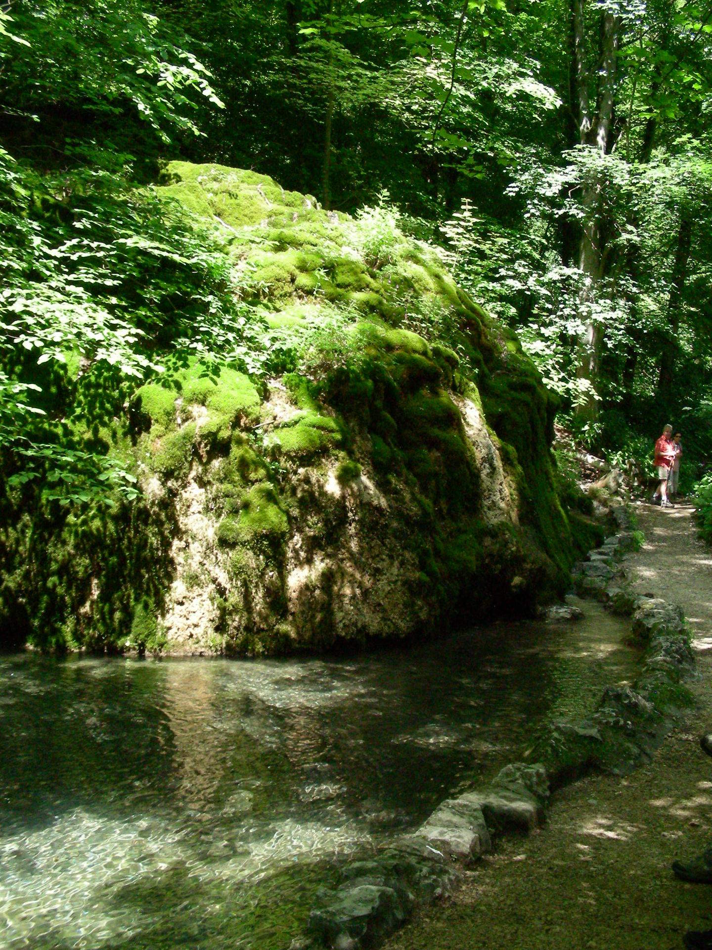 Oberer Wasserfall: rechter Ausschnitt mit Wasserbecken
