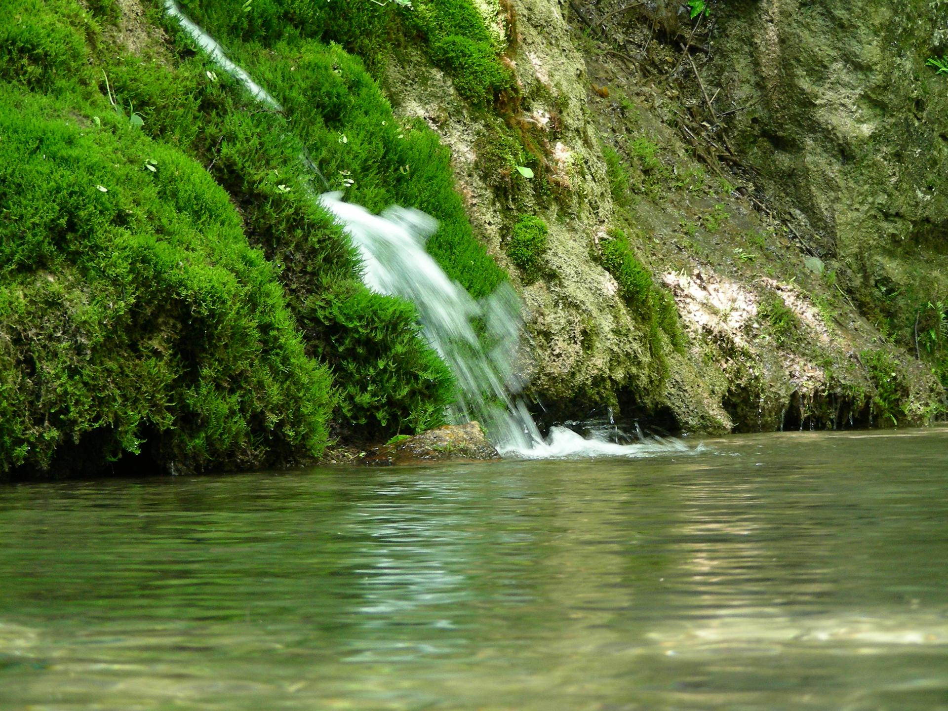 Oberer Wasserfall: Nahaufnahme des Beckens